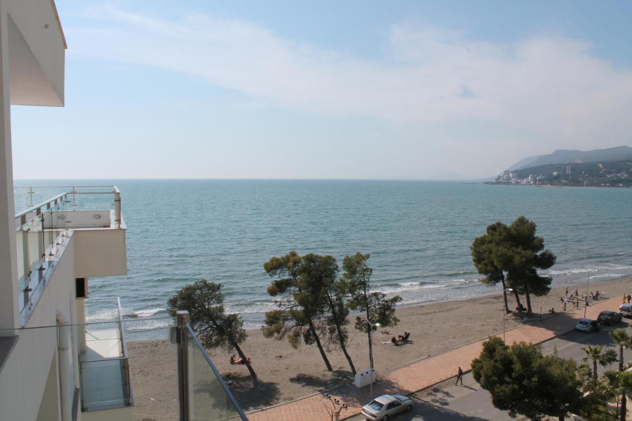 Blue Apartments & Hotel Shengjin Exterior photo